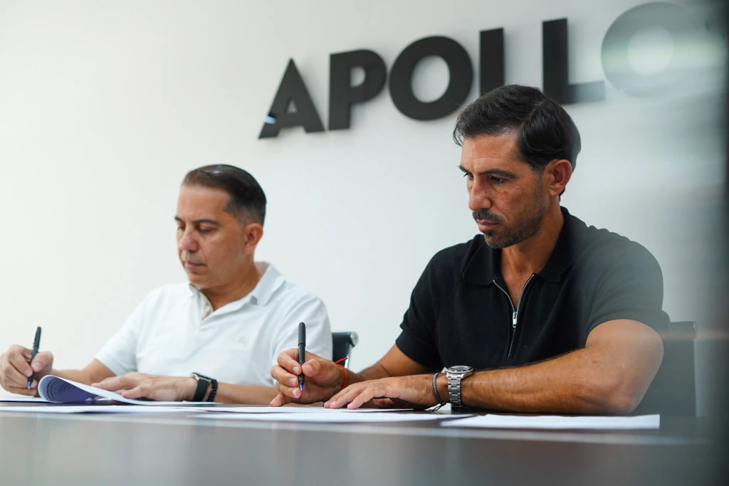 LOSADA SIGNS 4